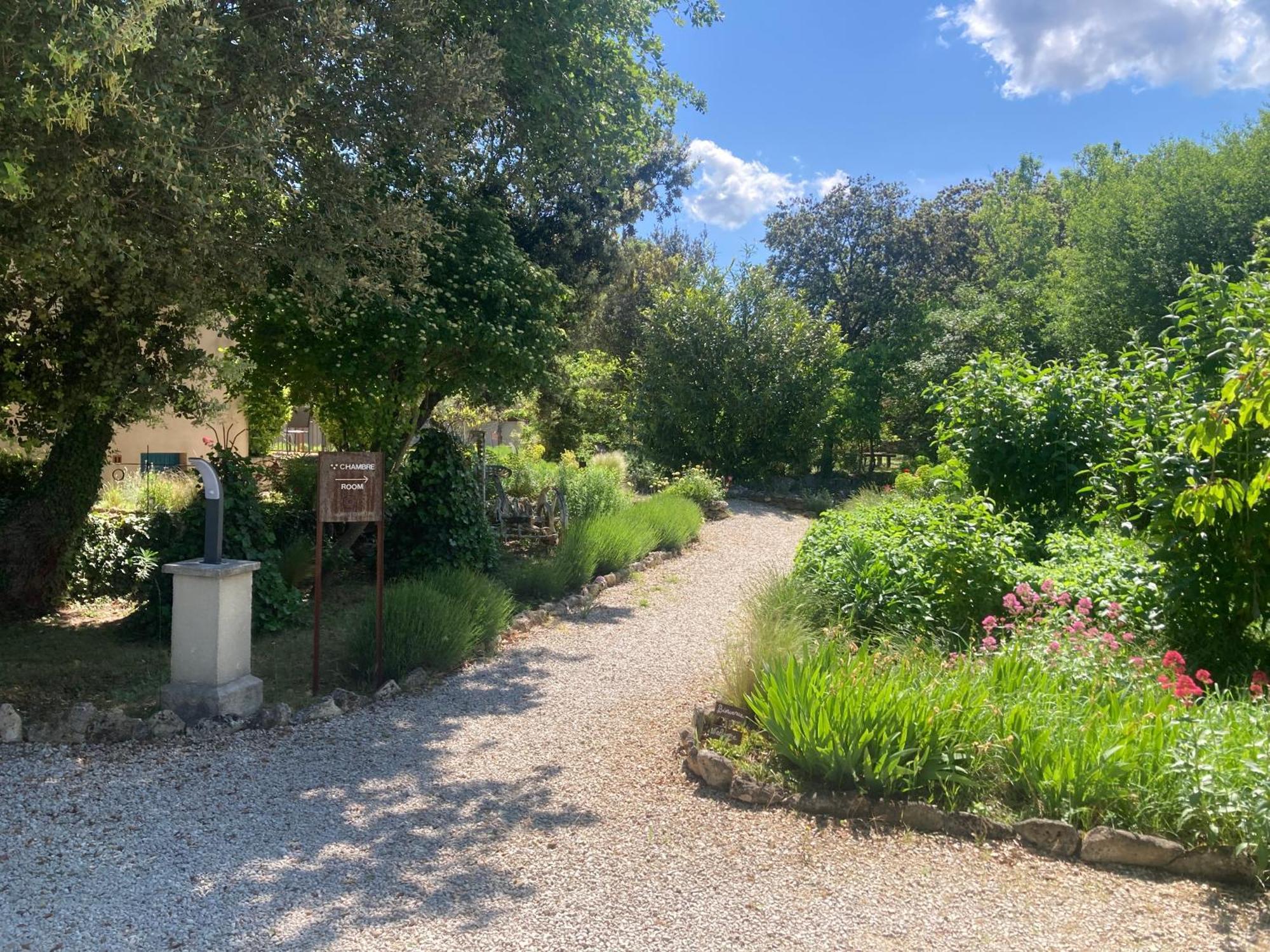 Clos Des Lavandes - Chambres Et Suites De Charme Climatisees-Luberon Lacoste  Buitenkant foto